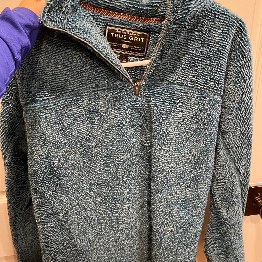 Green true grit sweatshirt